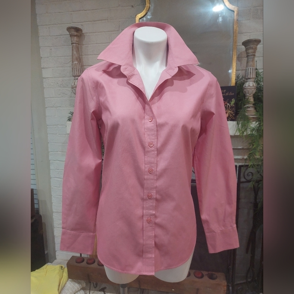 Harolds Women’s Sz M Pink V-Neck Button Front Collared City Shirt Classic Style - Picture 4 of 11